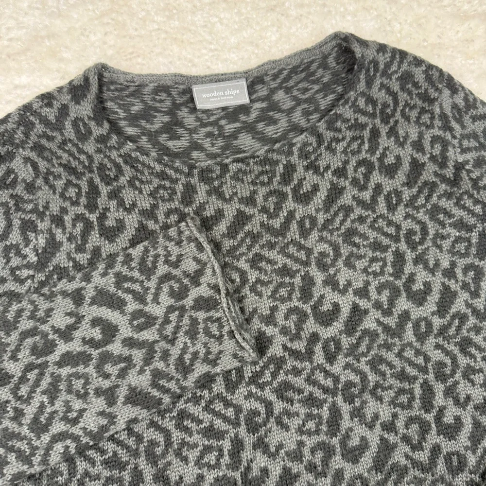 Wooden Ships Sweater Womens M/L Gray Black Leopard Print Knit Pullover